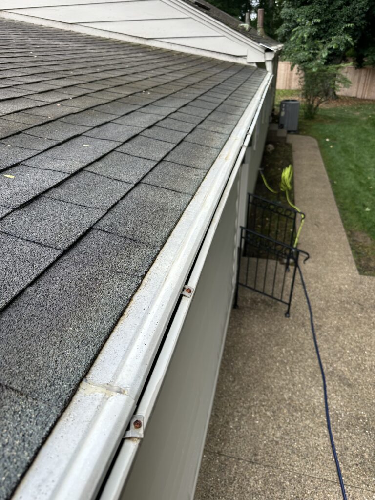 gutter cleaning heath ohio